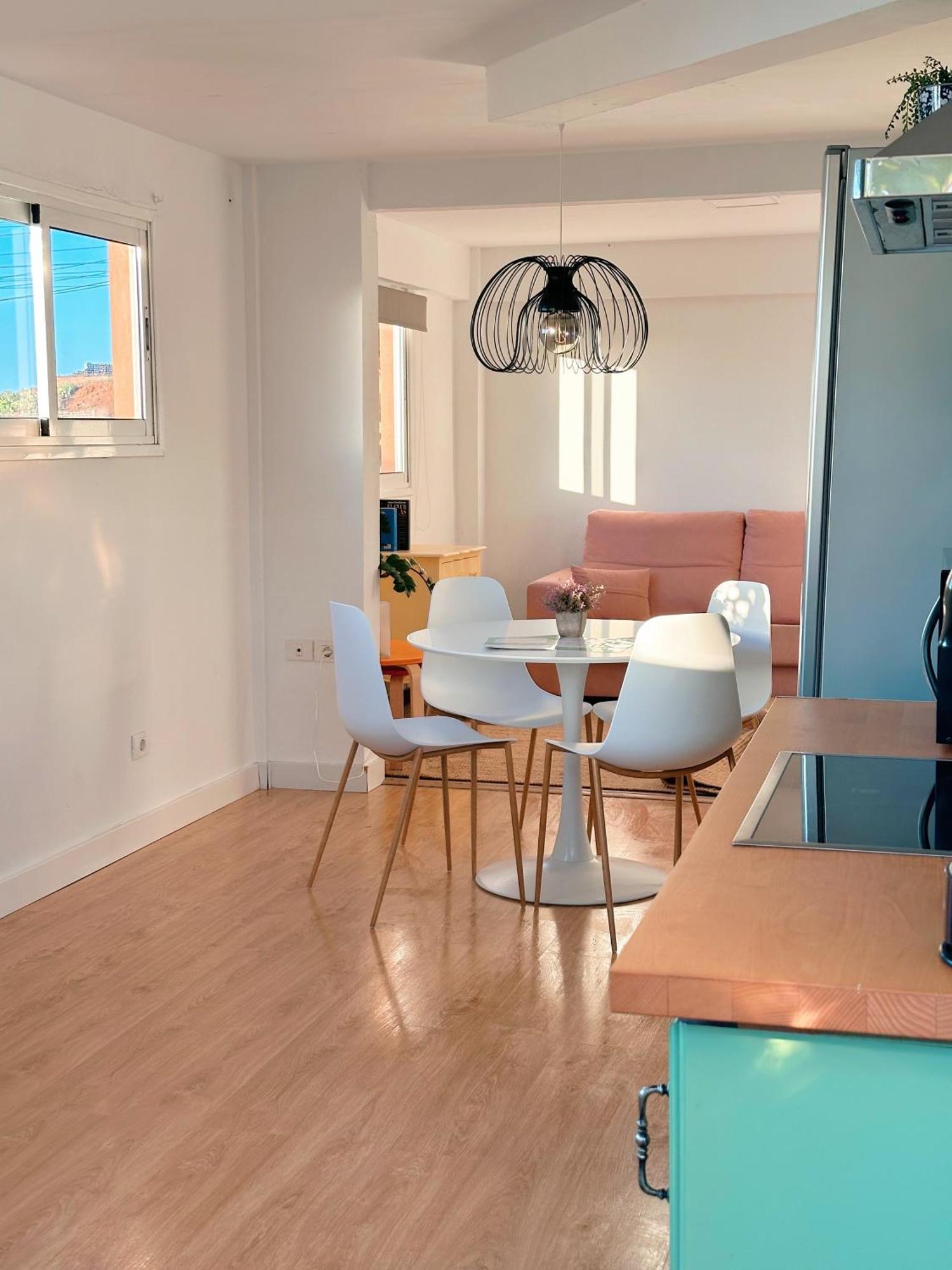 Dom wakacyjny Casa Con Piscina Y Jardin Con Vistas Al Mar *